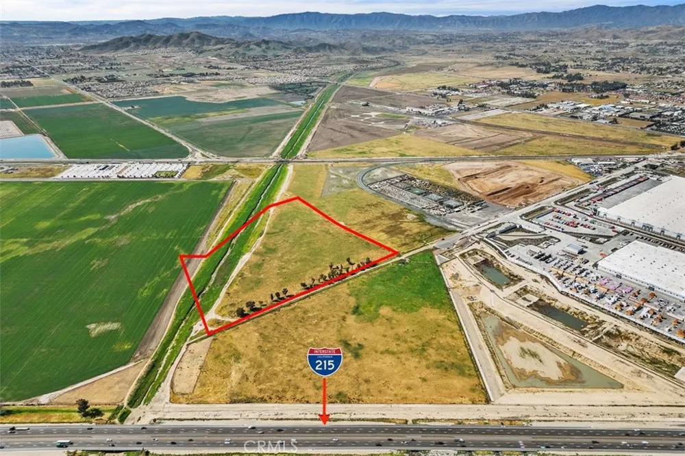 E. ELLIS AVENUE Perris, CA 92570