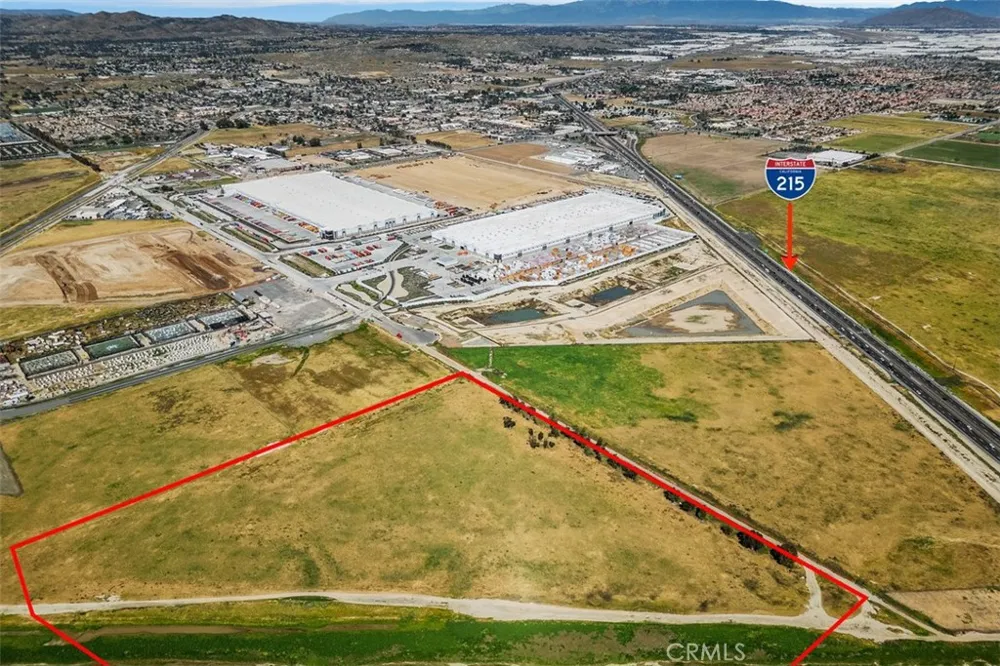E. ELLIS AVENUE Perris, CA 92570