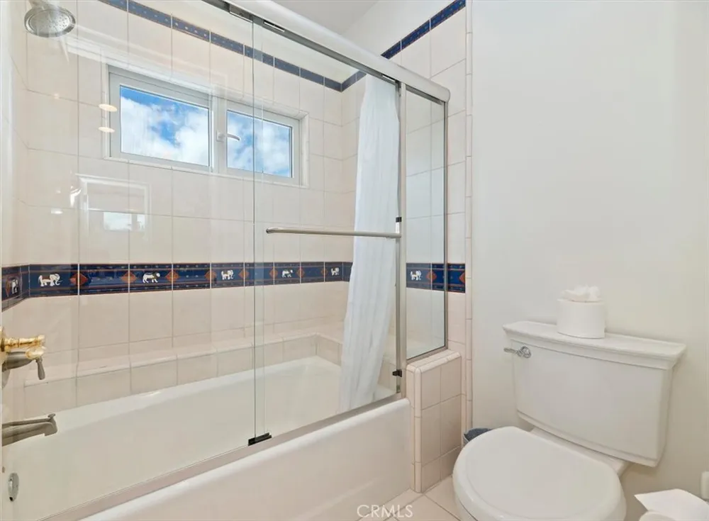 3043 Garretson Avenue Corona, CA 92881