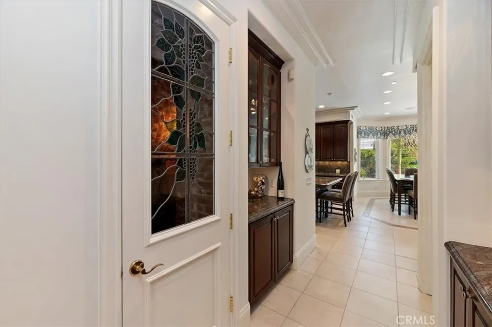 3043 Garretson Avenue Corona, CA 92881