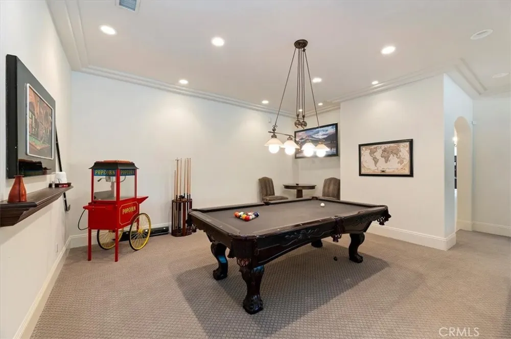 3043 Garretson Avenue Corona, CA 92881