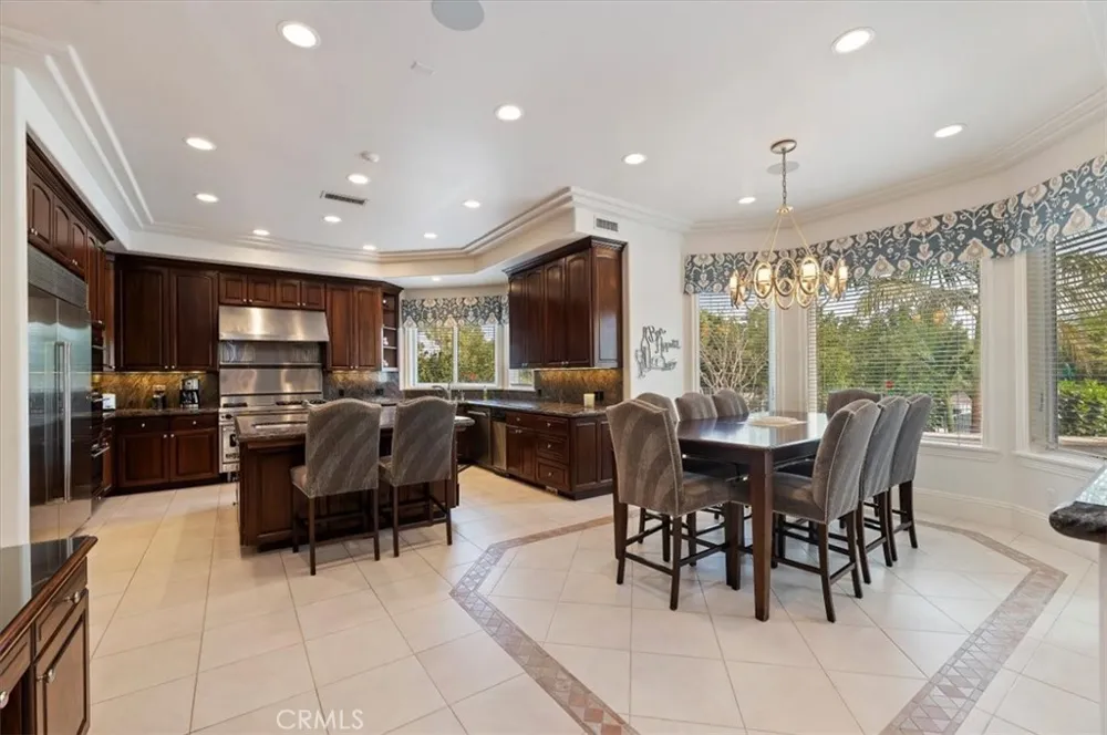 3043 Garretson Avenue Corona, CA 92881