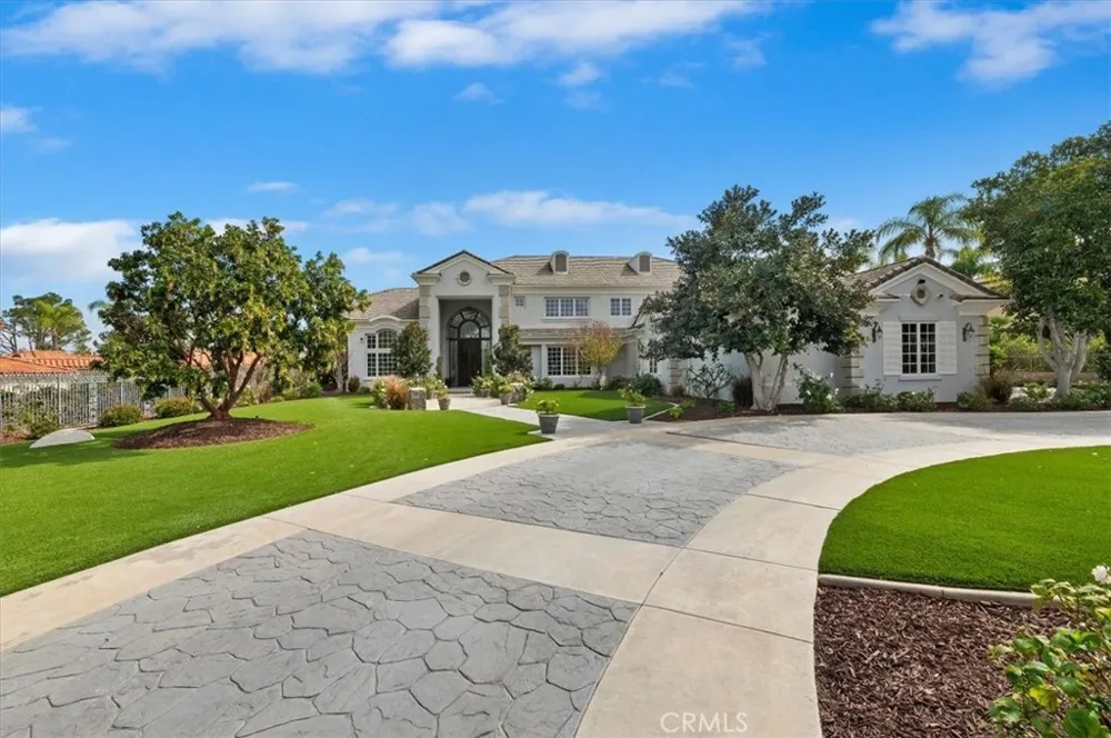 3043 Garretson Avenue Corona, CA 92881
