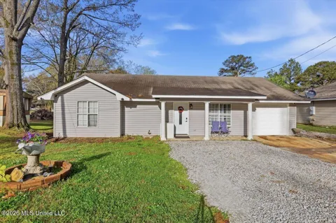 137 Short Street