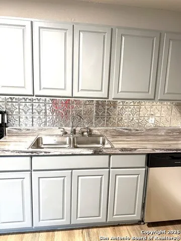 1212 Fairview Drive Beeville, TX 78102