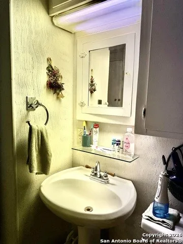 1212 Fairview Drive Beeville, TX 78102