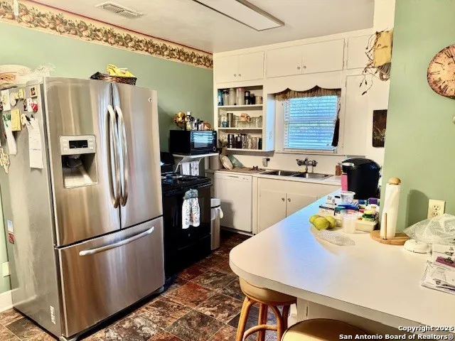 1212 Fairview Drive Beeville, TX 78102