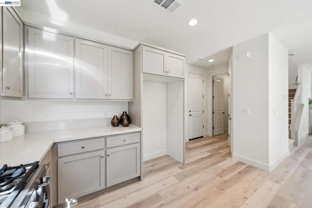 222 Mindy Way Pittsburg, CA 94565