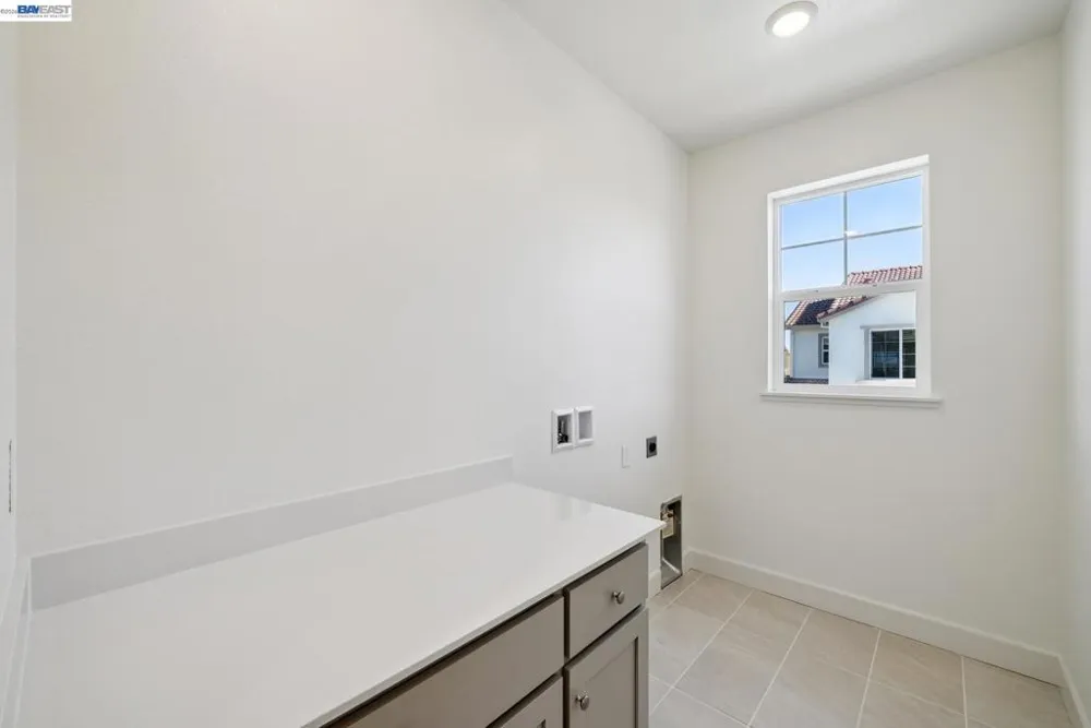 222 Mindy Way Pittsburg, CA 94565