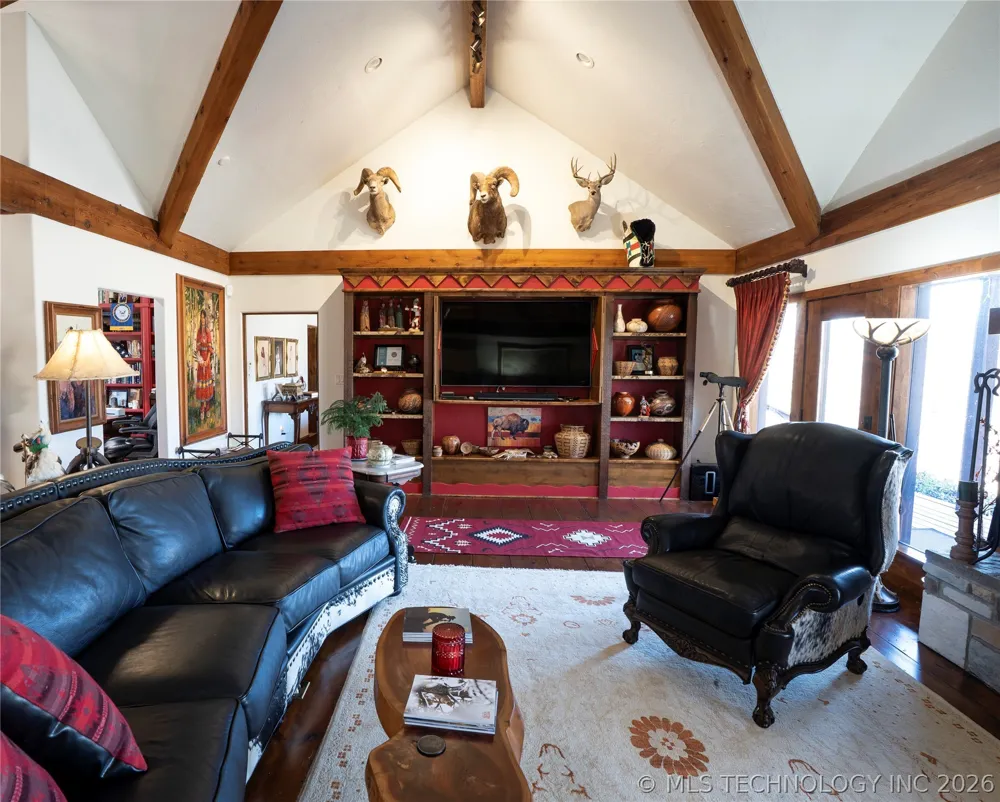 3512 E 440 ROAD Eucha, OK 74342