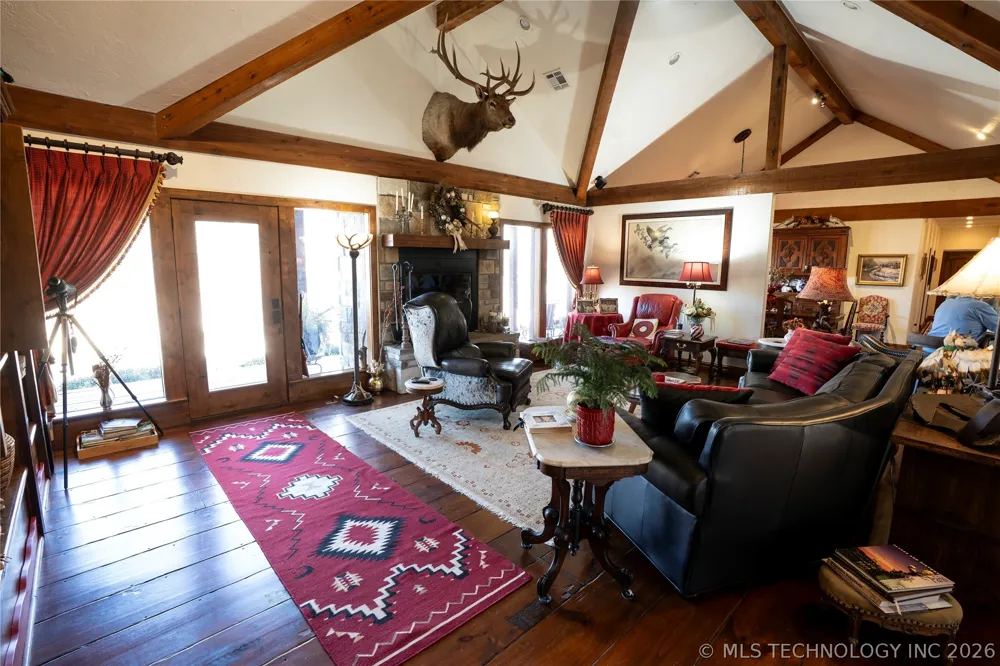 3512 E 440 ROAD Eucha, OK 74342