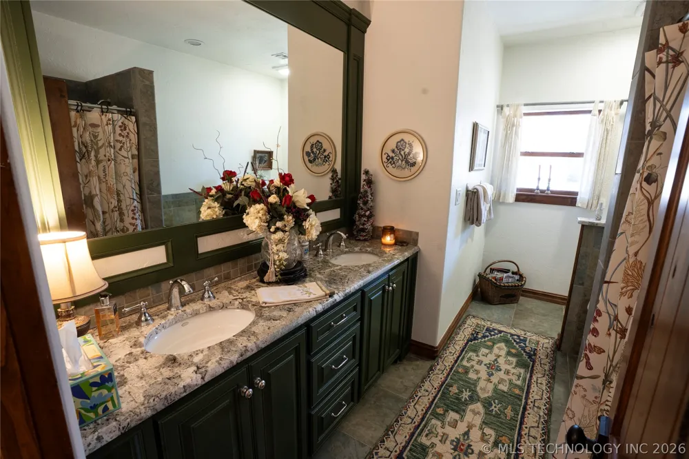 3512 E 440 ROAD Eucha, OK 74342