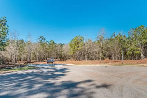 1421 Dunwoody Place