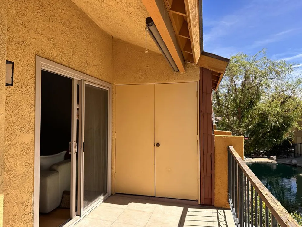 48255 Monroe Street #5 Indio, CA 92201