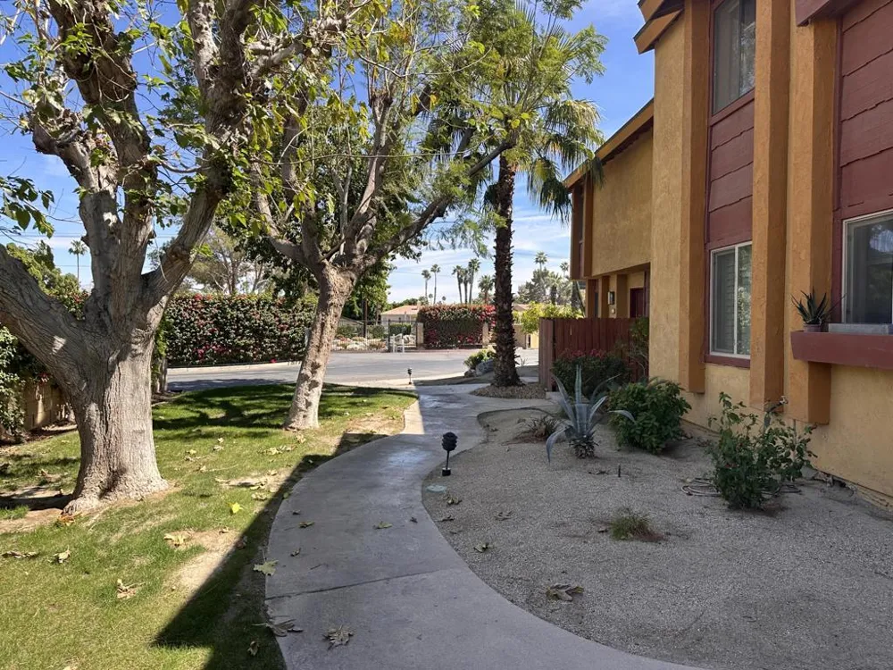 48255 Monroe Street #5 Indio, CA 92201