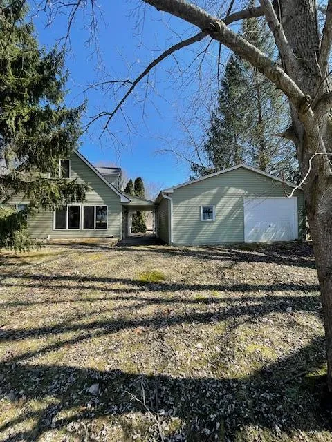 61272 Lewis Lake Road