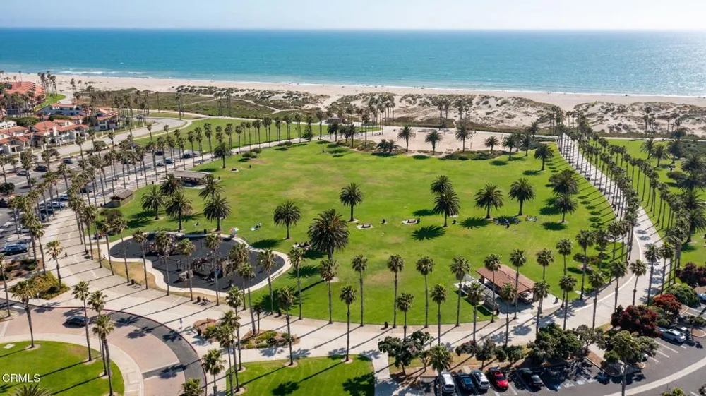 2113 Doral Court Oxnard, CA 93036