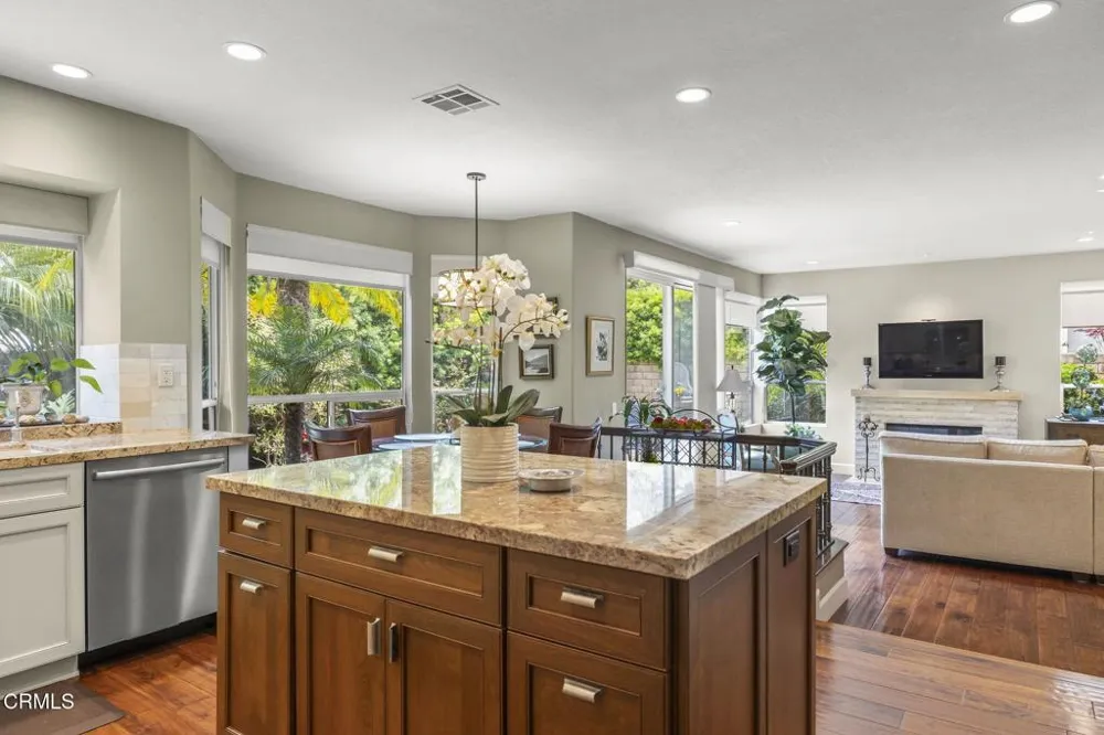 2113 Doral Court Oxnard, CA 93036