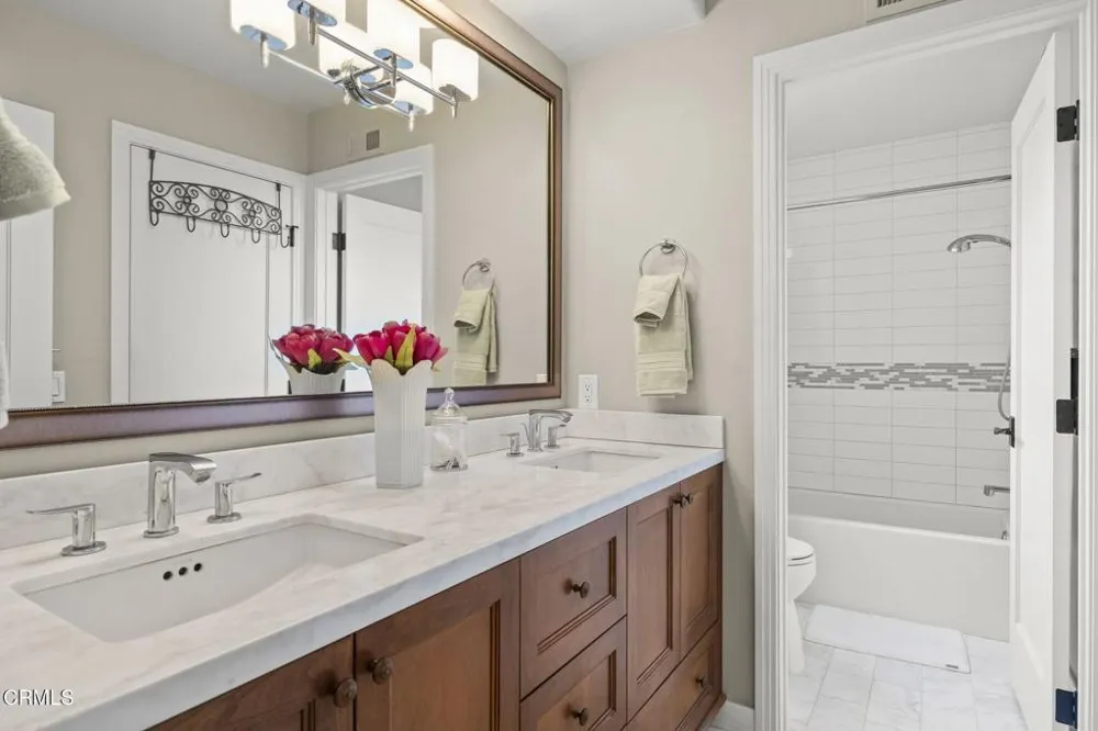 2113 Doral Court Oxnard, CA 93036