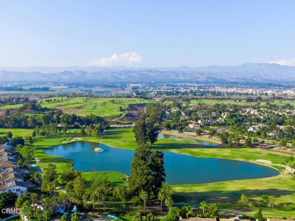 2113 Doral Court Oxnard, CA 93036