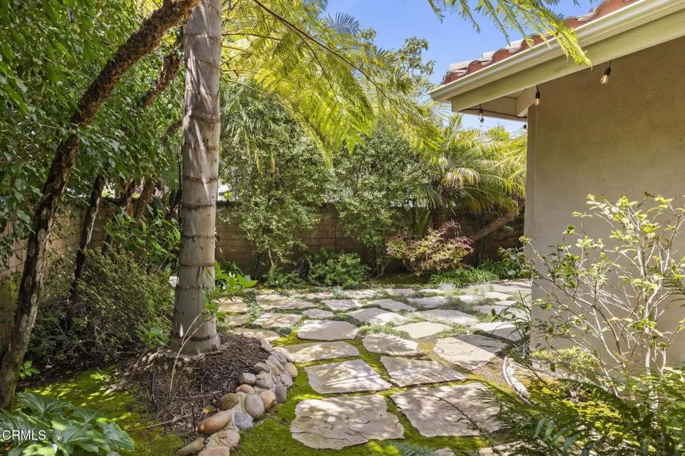2113 Doral Court Oxnard, CA 93036