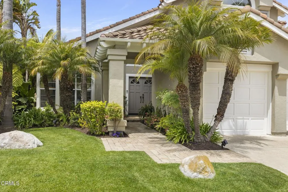 2113 Doral Court Oxnard, CA 93036