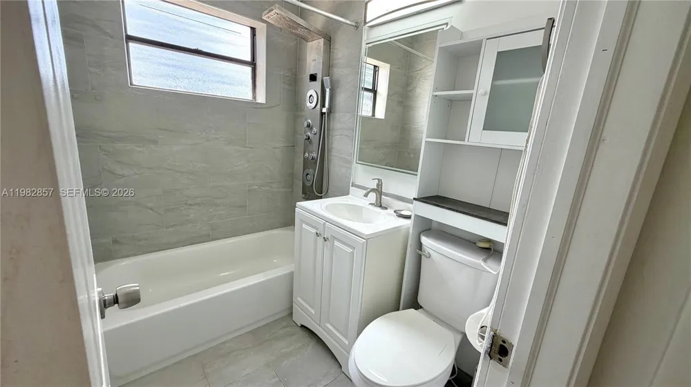 250 E 60th St Hialeah, FL 33013