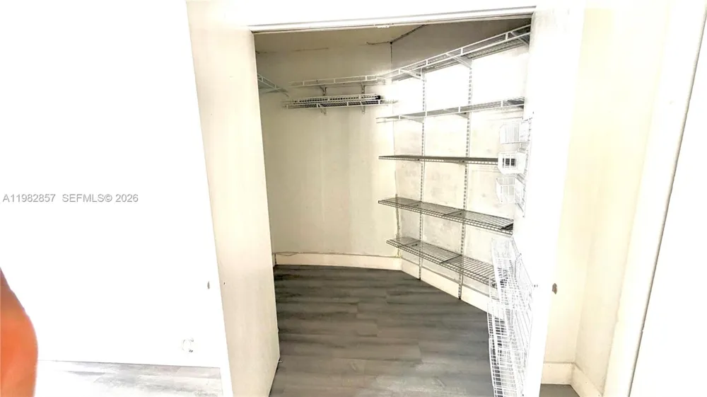 250 E 60th St Hialeah, FL 33013