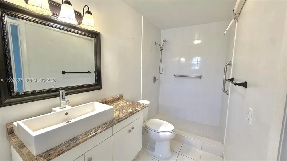250 E 60th St Hialeah, FL 33013