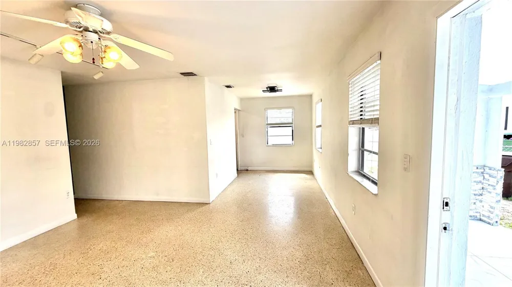 250 E 60th St Hialeah, FL 33013