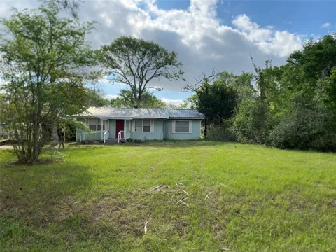 214 Houston Avenue