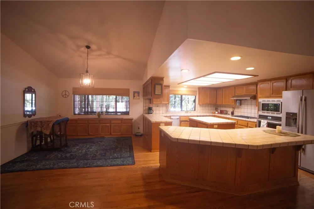 6735 Lakefront Dr Magalia, CA 95954