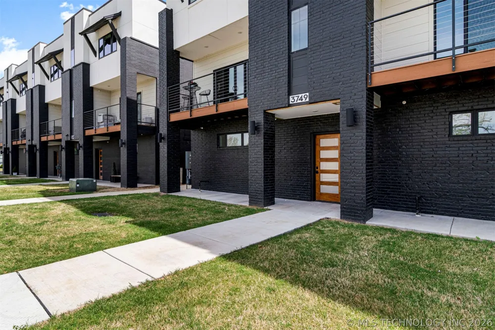 3777 S Riverside Drive #3777 Tulsa, OK 74105