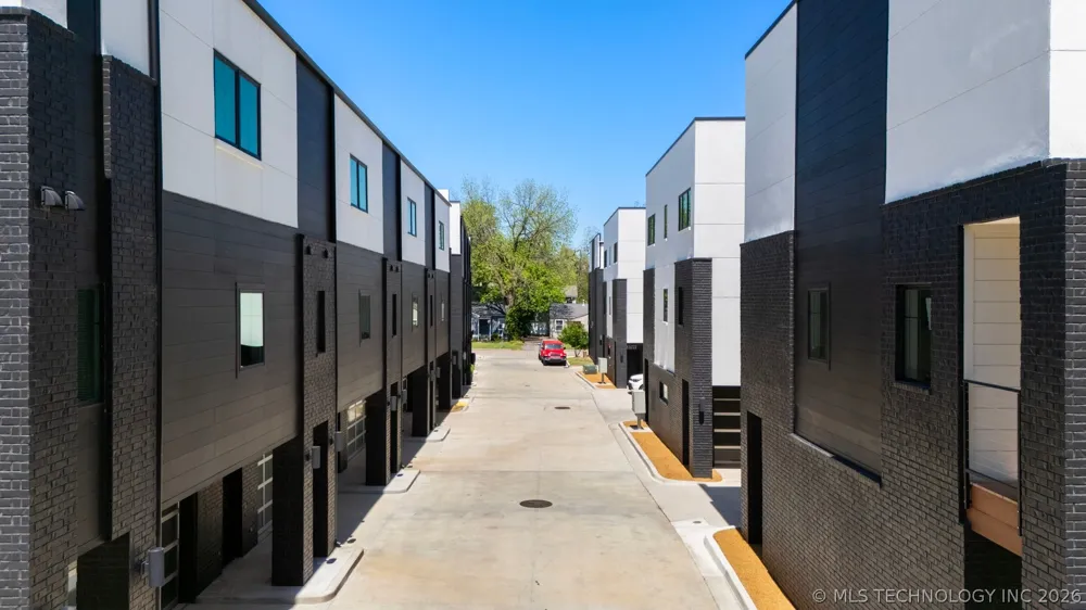3777 S Riverside Drive #3777 Tulsa, OK 74105