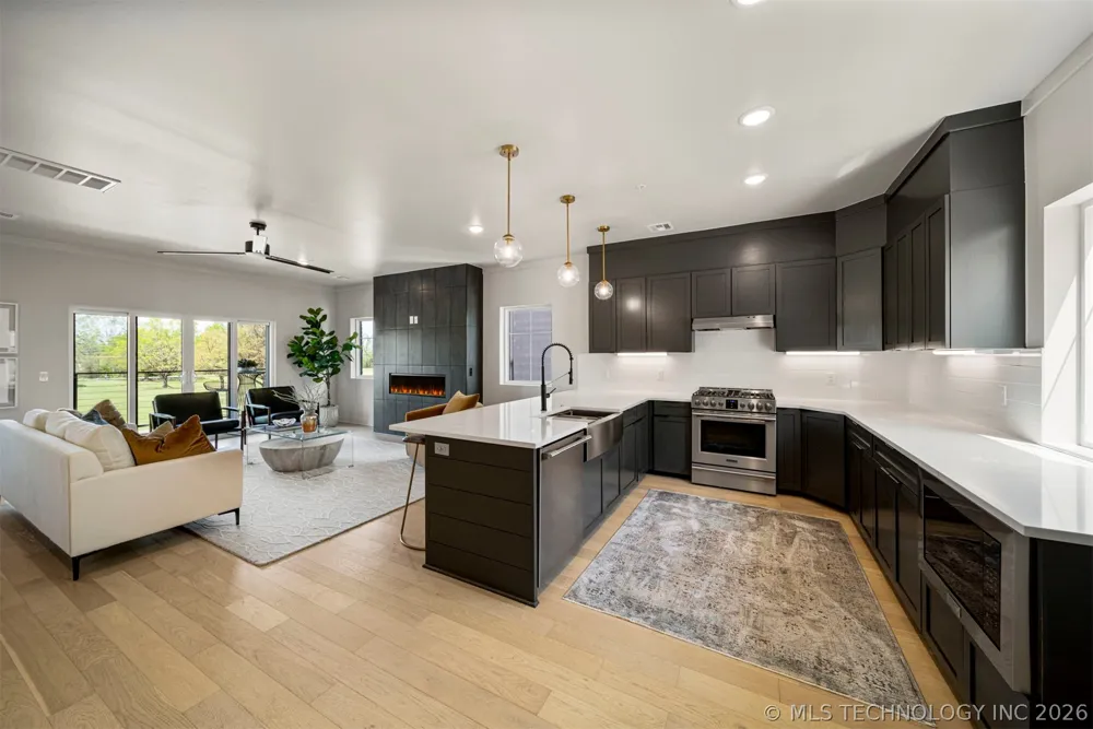 3777 S Riverside Drive #3777 Tulsa, OK 74105