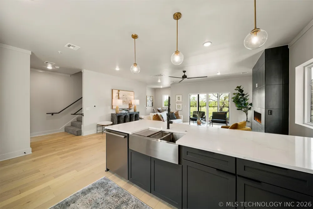 3777 S Riverside Drive #3777 Tulsa, OK 74105