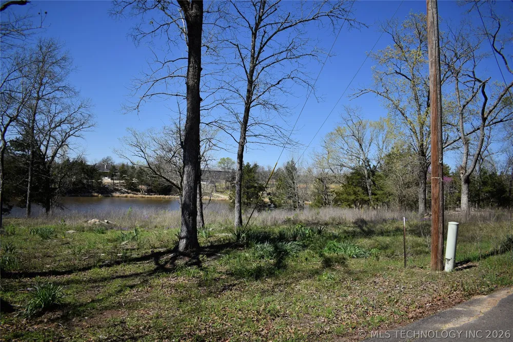 4 Holiday Acres Drive Fort Towson, OK 74735