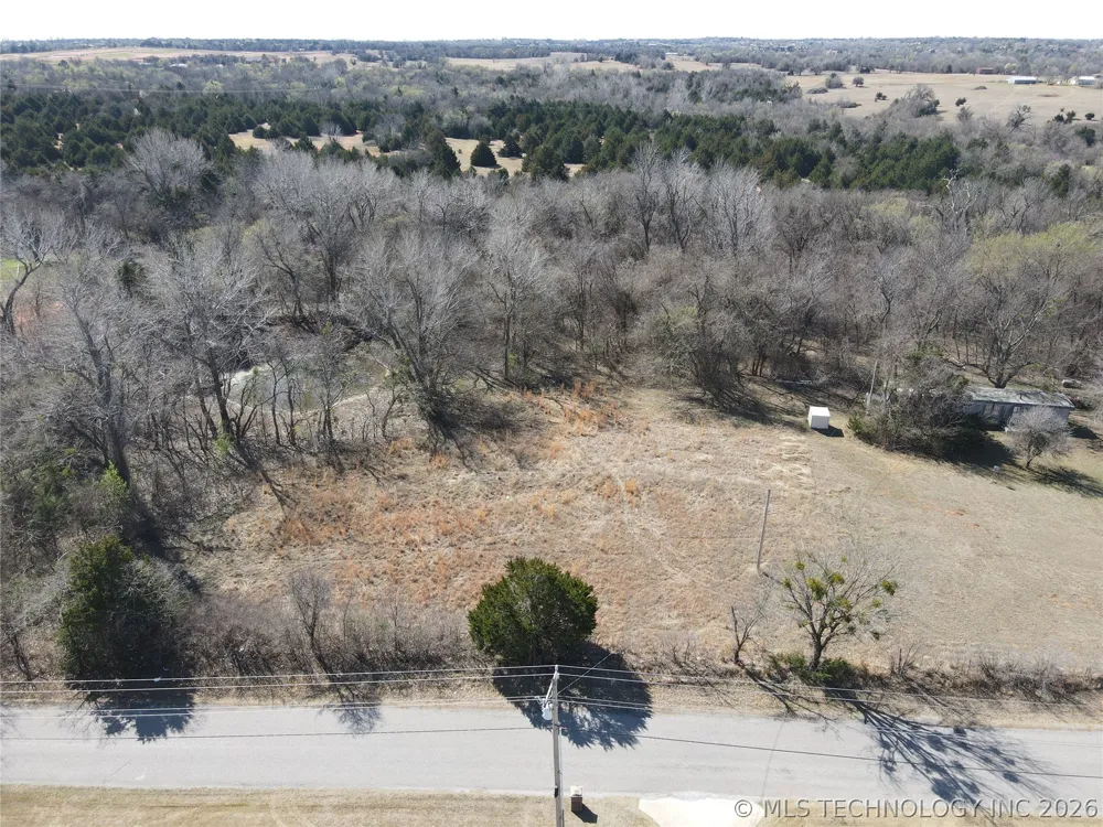 2441 E Rock Creek Road Blanchard, OK 73010