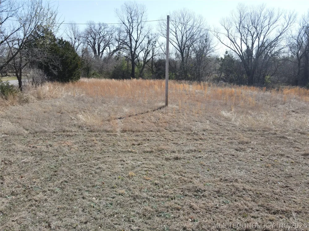 2441 E Rock Creek Road Blanchard, OK 73010