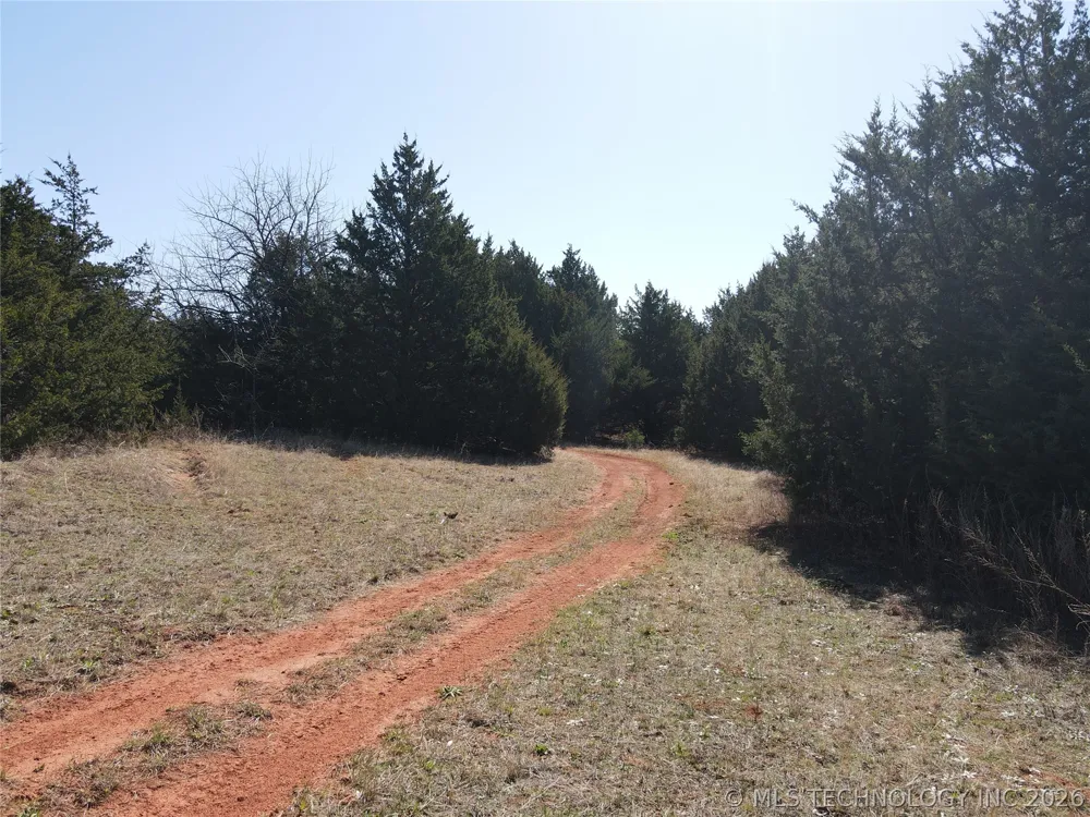 2441 E Rock Creek Road Blanchard, OK 73010