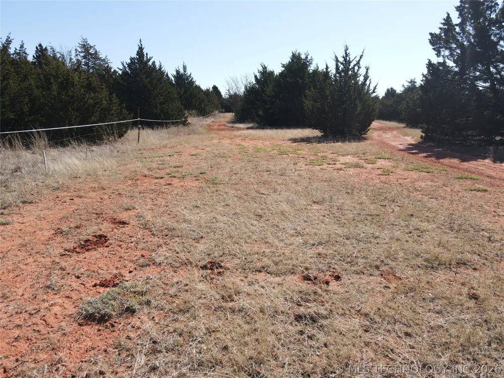 2441 E Rock Creek Road Blanchard, OK 73010