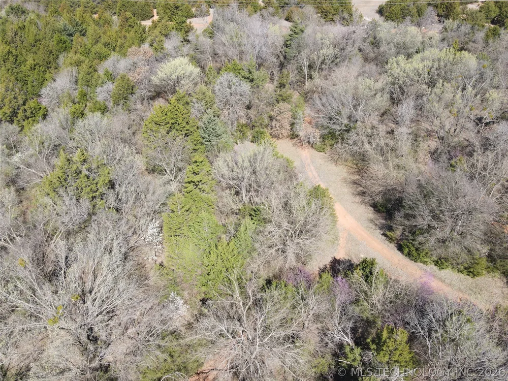2441 E Rock Creek Road Blanchard, OK 73010