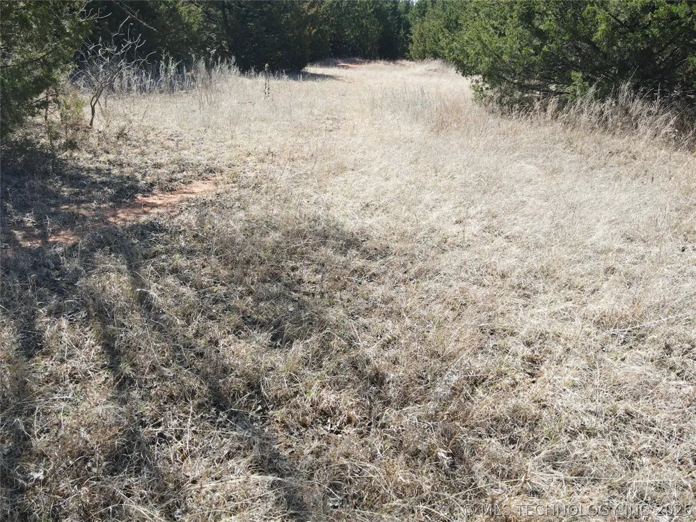 2441 E Rock Creek Road Blanchard, OK 73010