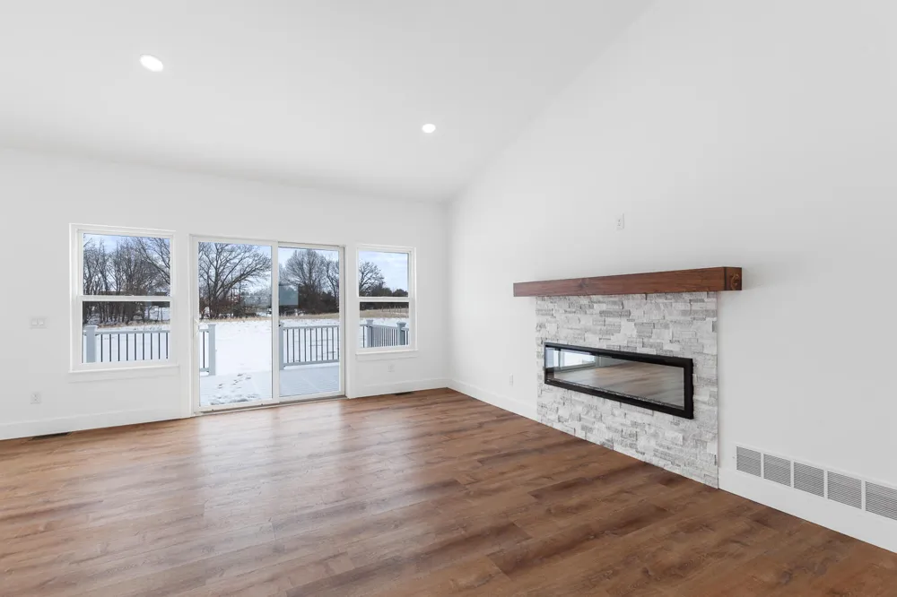 4823 Thompson Heights Drive Adrian Township, MI 49221