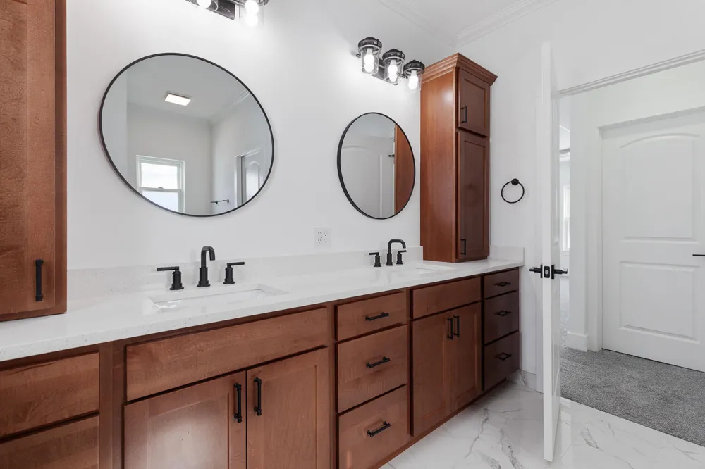 4823 Thompson Heights Drive Adrian Township, MI 49221