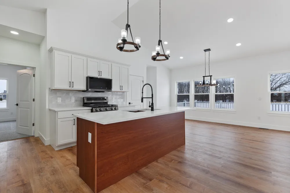 4823 Thompson Heights Drive Adrian Township, MI 49221