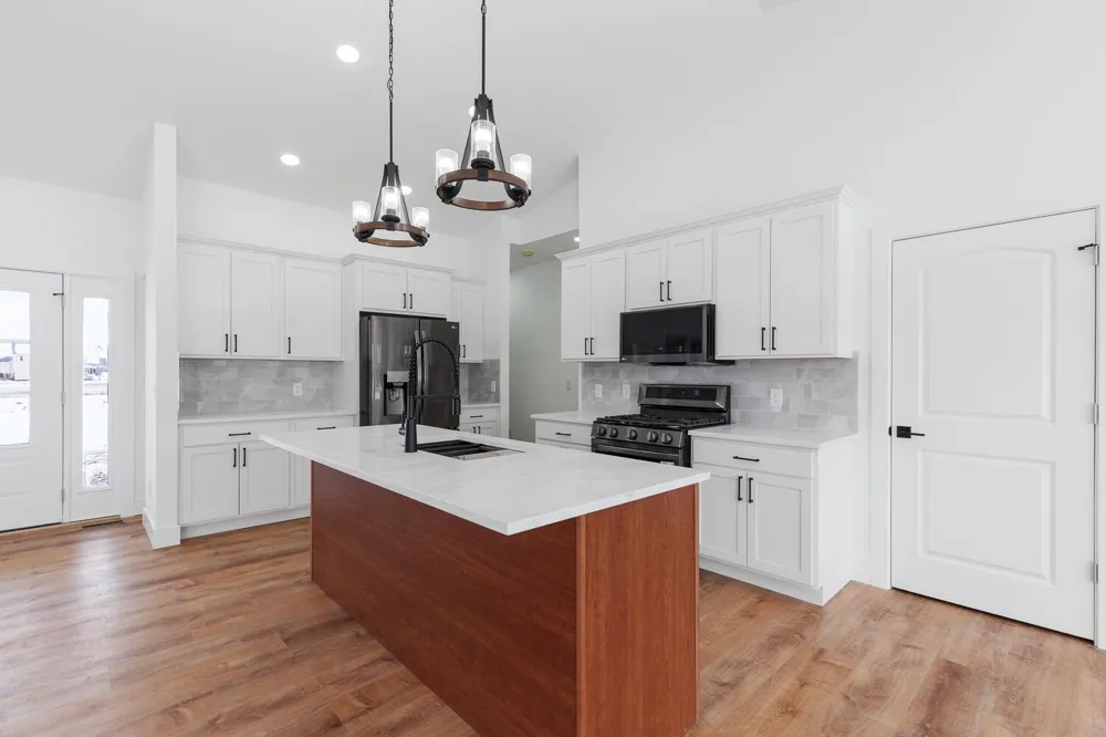 4823 Thompson Heights Drive Adrian Township, MI 49221