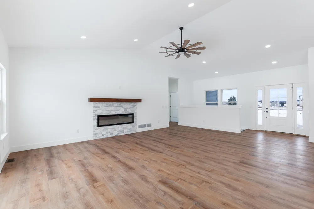 4823 Thompson Heights Drive Adrian Township, MI 49221