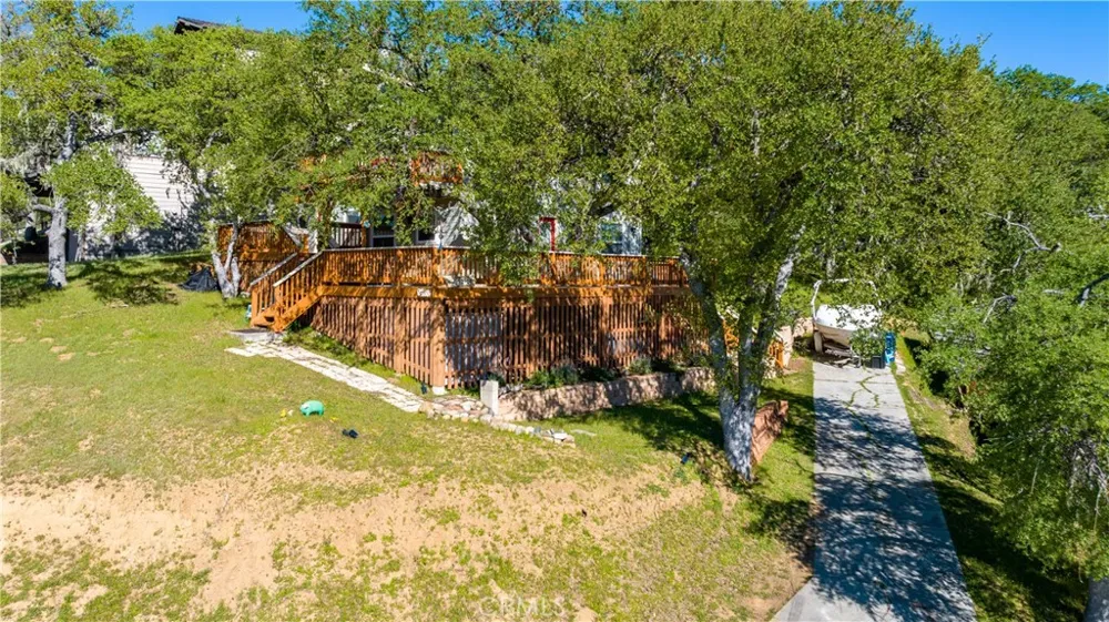 2488 Captains Walk Bradley, CA 93426