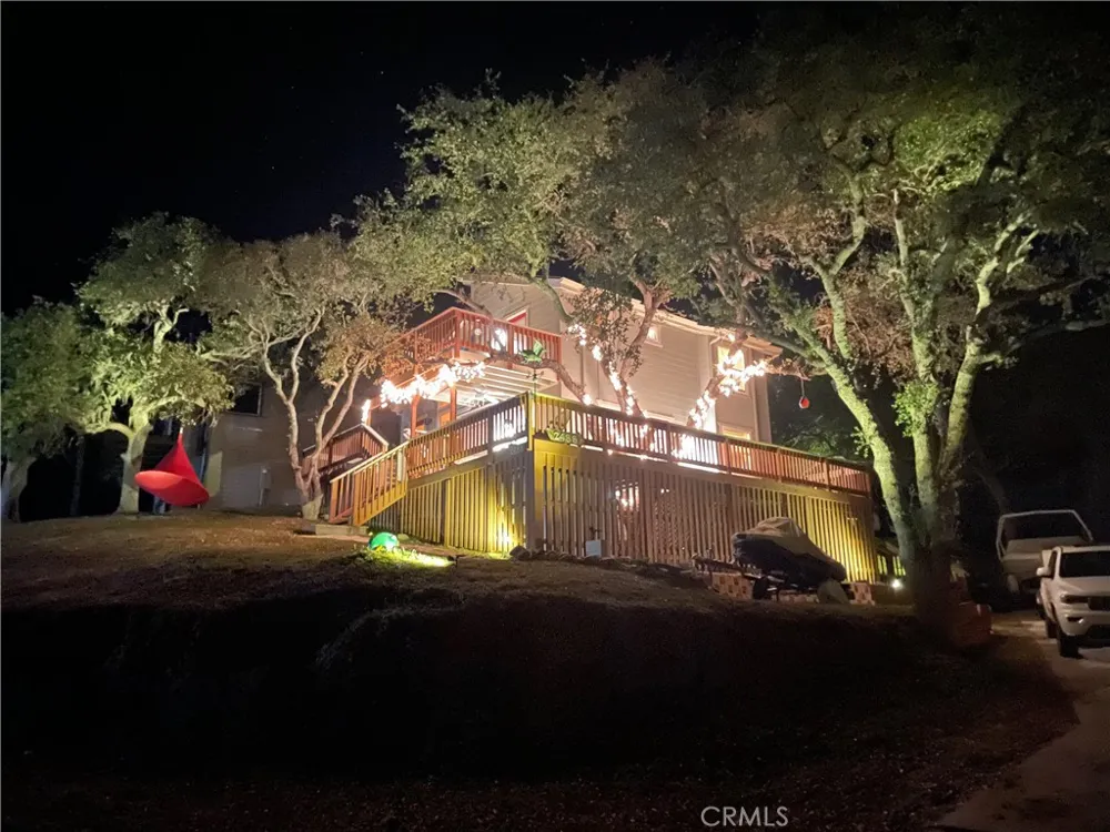 2488 Captains Walk Bradley, CA 93426